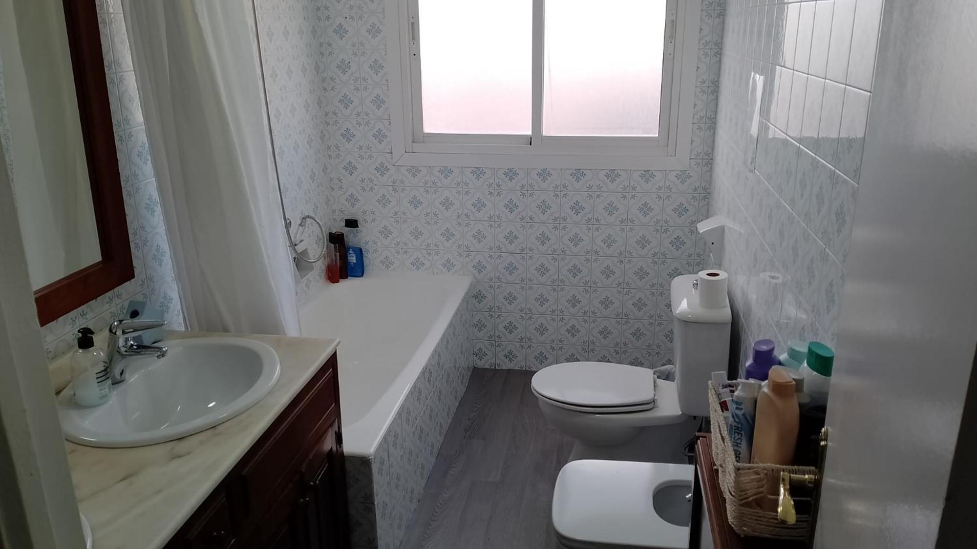 Habitacion Privada Centro Malaga Cerca Tren Maria Zambrano Y Playa Muy Buena Conexion Wifi Exterior foto