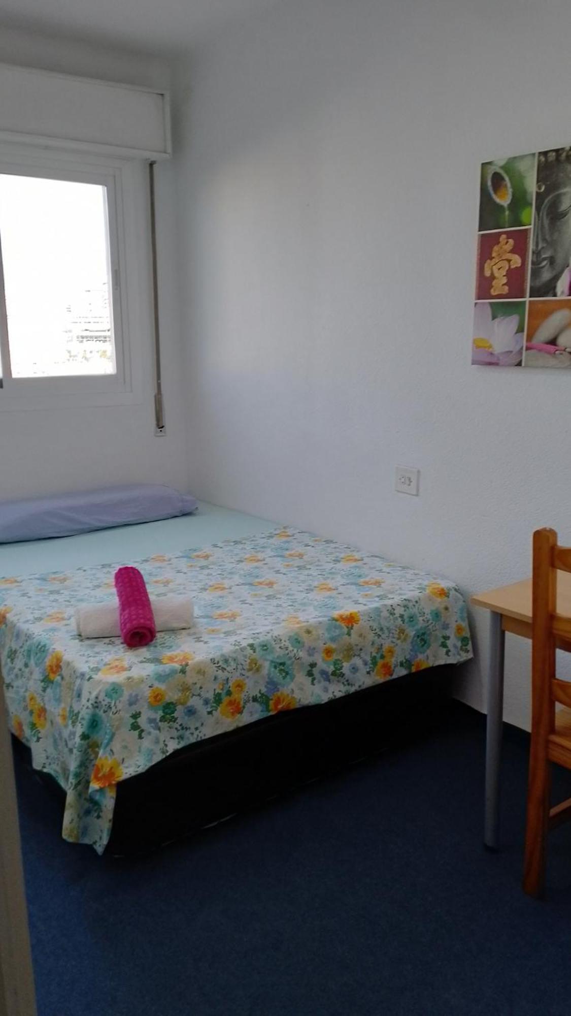 Habitacion Privada Centro Malaga Cerca Tren Maria Zambrano Y Playa Muy Buena Conexion Wifi Exterior foto